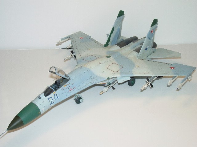 1/48 Academy Su-27 by Chip Jean 1/48 Academy Su-27 by Chip Jean