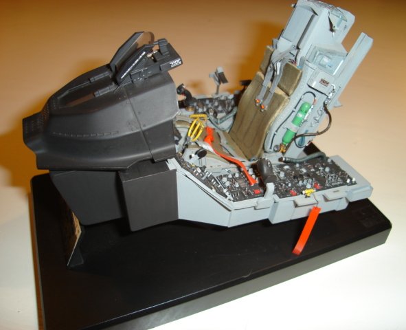 1/12 Esci F16 Cockpit by Pieter Posthumus