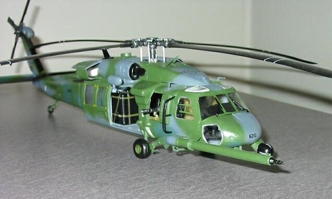 イタレリ/ITALERI 1/48 MH-60G Pave Hawk